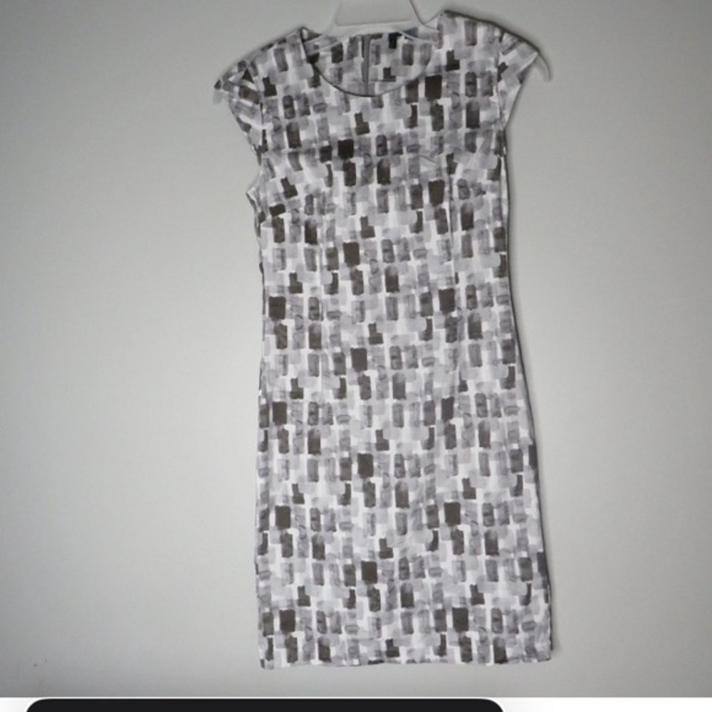 Stile Benetton‎ cap sleeve dress sz S
shift dress
